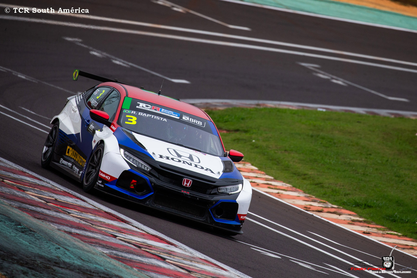 Baptista y Yannantuoni los vencedores del TCR South América en Cascavel